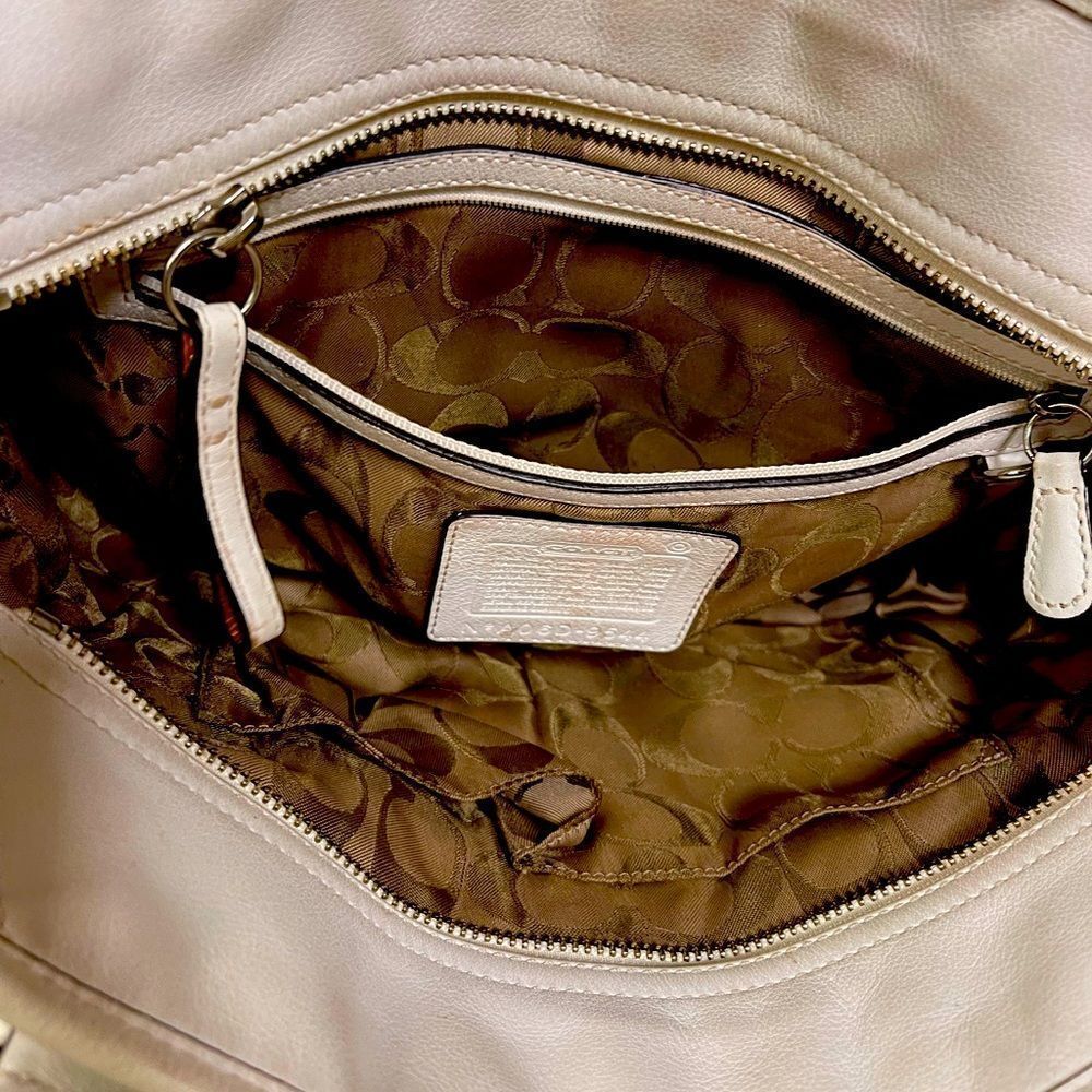 π₯π₯COACHΒ YESS LADIES!! Another one! My nameβis BLANCA and a sassy girl READY!β£οΈ - Picture 6 of 6